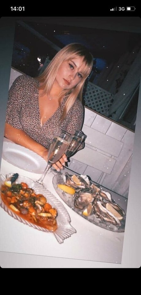 クリスマスヌードOnlyFans ポルノグラフィック 写真