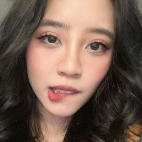 若い黒人女性オンリーファンズ 無料ポルノ ギャラリー