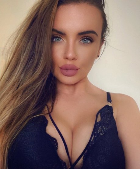 aradia xfiento セクシーなスター 写真