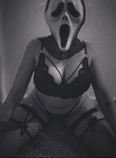 黒檀の猫オンリーファンズ パーフェクト 写真