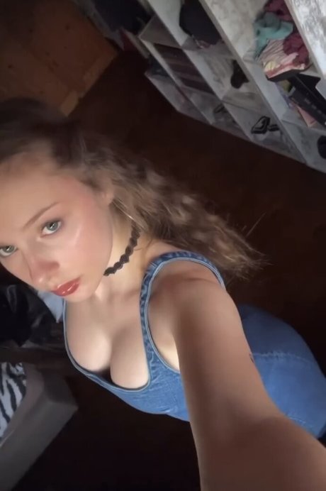 ティーンウェブカメラOnlyFans ホットポルノ ギャラリー