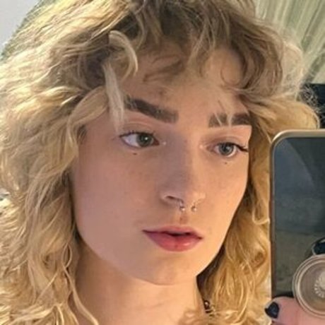 OnlyFansの普及 えろた アーカイブ