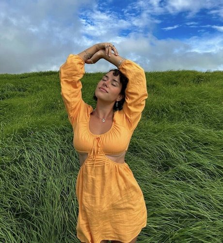 Venusrodin ポルノスター 可愛い 写真