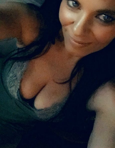 davens ポルノモデル 画像