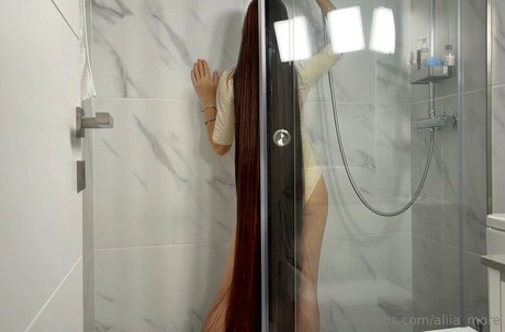 aliia more スター 画像