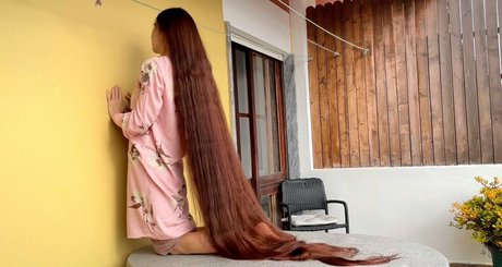 aliia more ポルノスター セクシー 写真