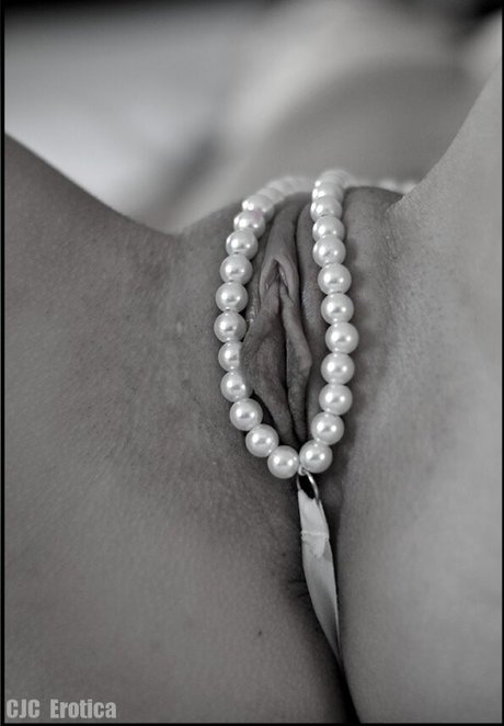 ポーグガールズオンリーファン セクシー裸 画像