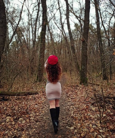 巨大なチンポを持つシーメールオンリーファンズ アートヌード アーカイブ