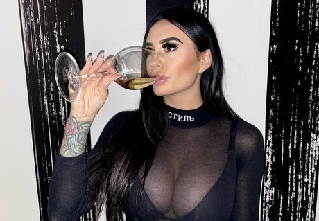 Milan Alexandrea ヌード女優 画像