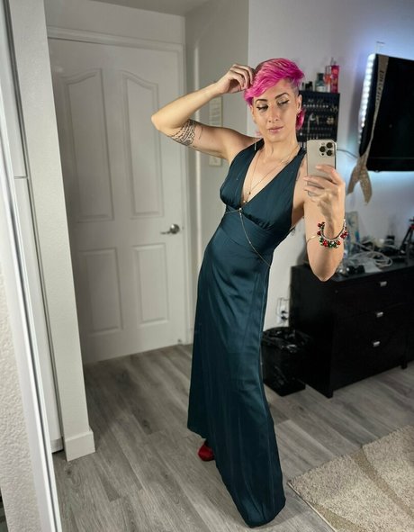 人気の無料オンリーファンズ セックス 写真