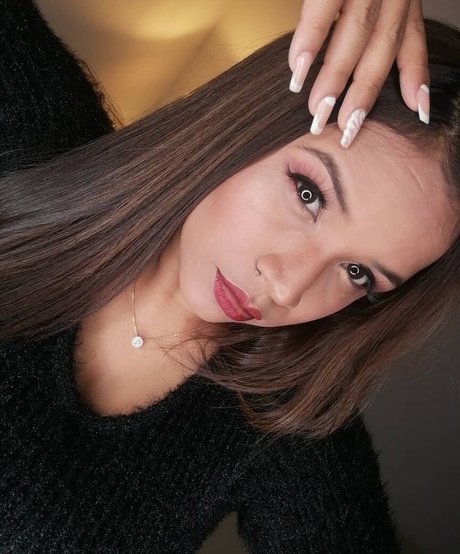 寝取られアマチュアOnlyFans ホットヌード 写真