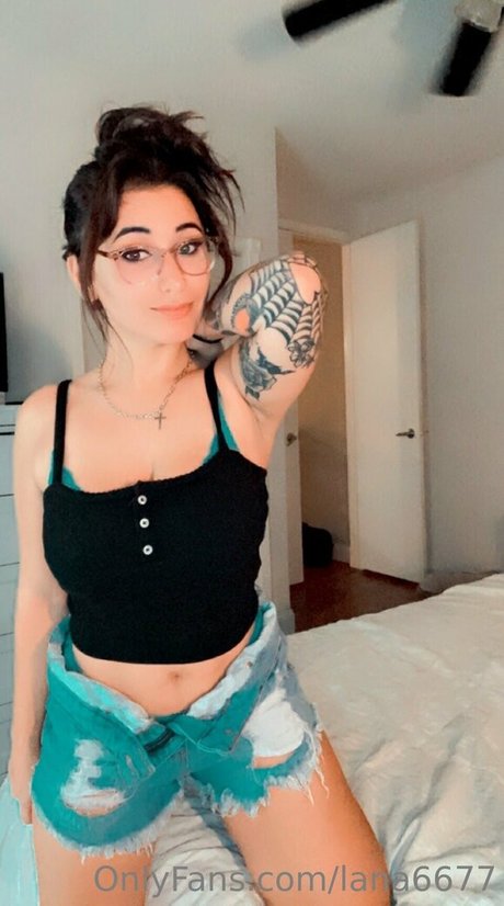 lana6677 セクシー女優 写真