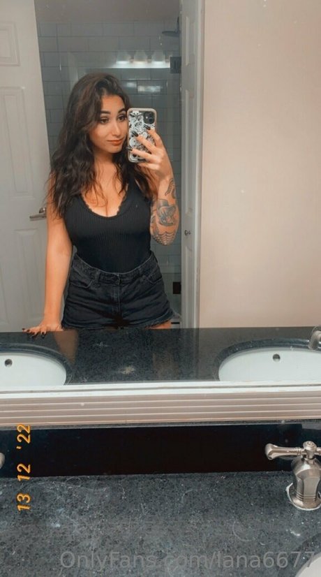 lana6677 かわいいポルノスター 写真