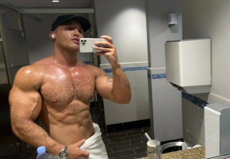 thefackelmayer ポルノモデル 写真