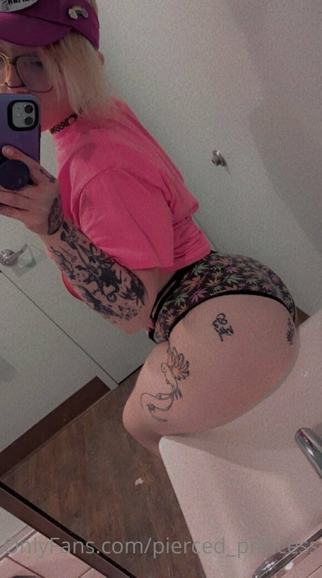 pierced princess xxxモデル 写真