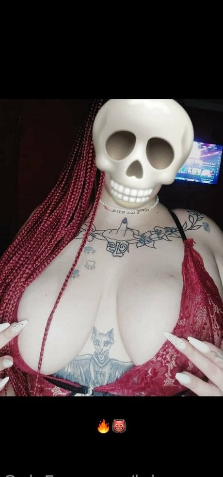 luianaxxx ヌード女優 画像