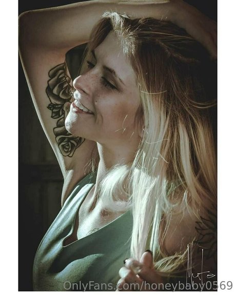 honeybaby0569 ホットなモデル 画像