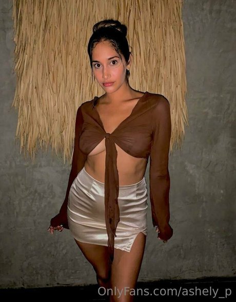 ashely p ポルノモデル 画像