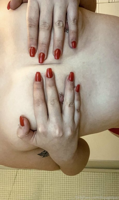 黒檀の猫オンリーファンズ セクシーヌード アーカイブ