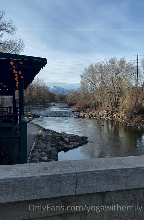 yogawithemily トップスター 写真