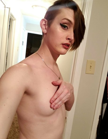 veroticajae ホットなスター 写真