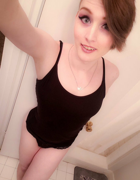 veroticajae ポルノスター 画像