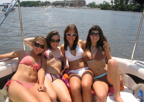 Amanda Wenk アートスター アーカイブ