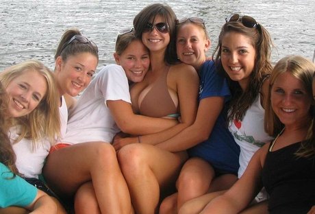 Amanda Wenk ヌードモデル 写真