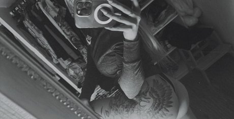 Modestal ヌードモデル 写真