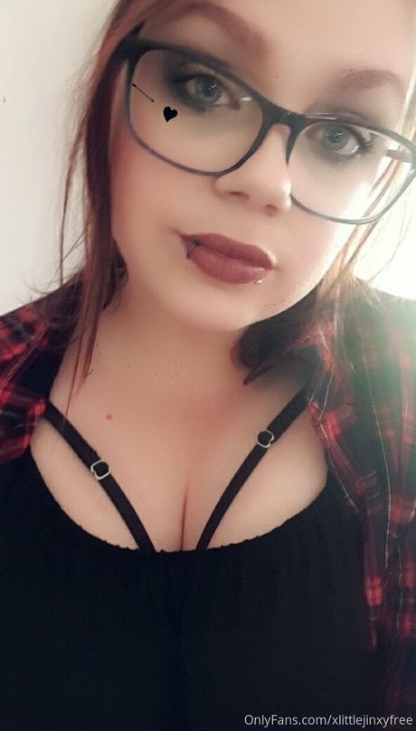 ariajinxfree 完璧なモデル 写真