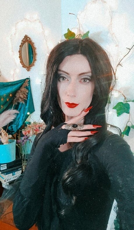 Miss Chloe ASMR 美しい女優 写真