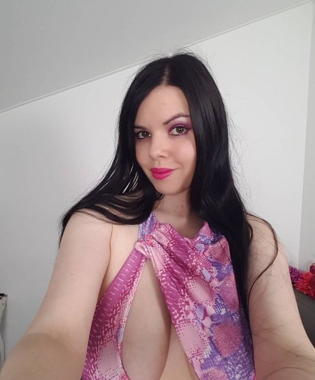 アジア人 ノーPPV オンリーファンズ ホットヌード 写真