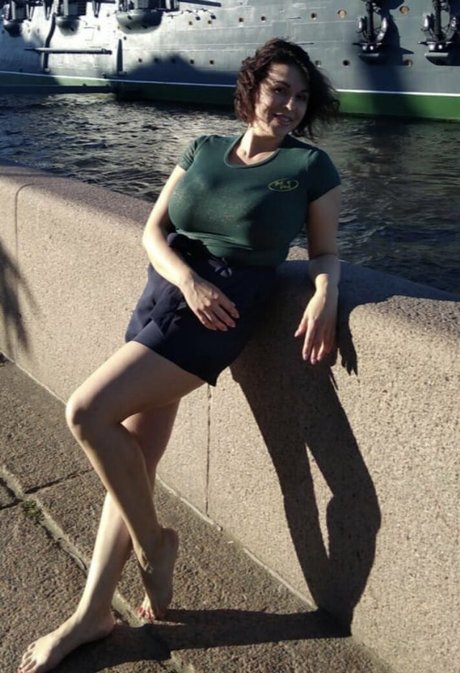 Natalia B 裸のスター 写真