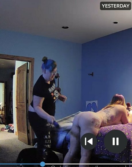 laur zombi セクシーなスター 写真