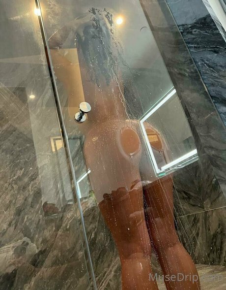 musedrip ポルノモデル 写真