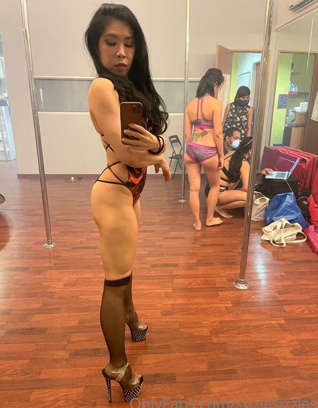 ブラックマジックオンリーファンズ ポルノ 写真