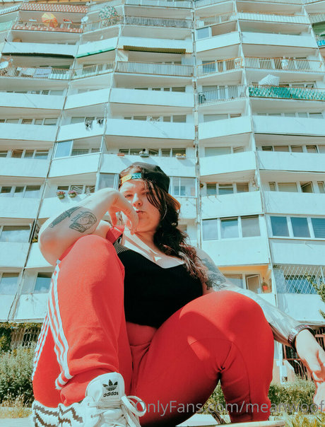 フェムボーイ無料オンリーファンズ ポルノ 写真