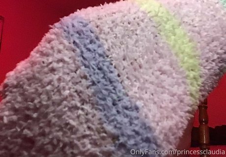 カムオンリーファン アダルト 写真