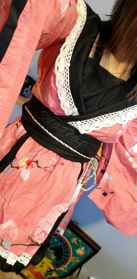 solatrap ポルノ女優 画像