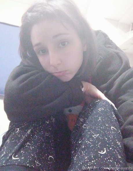 nami ayashi エロティックなモデル 写真