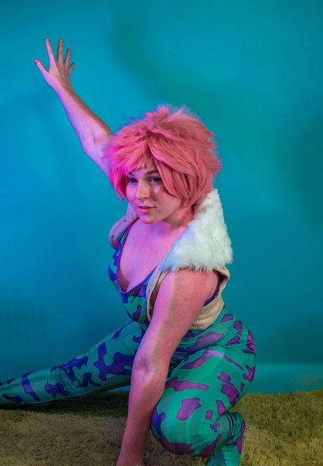 Ivieenova アートモデル 写真