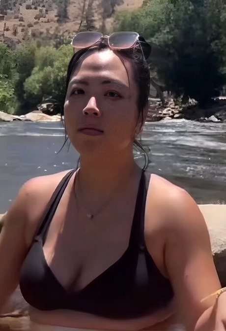 騎乗位熟女OnlyFans 無料 画像