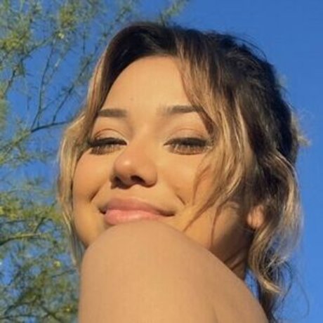 ロシアのお母さんOnlyFans ヌード 画像