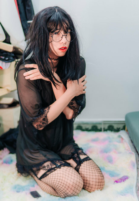 美女ヌードOnlyFans 無料ヌード 写真