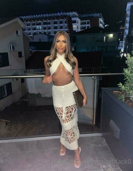 若い黒人女性オンリーファンズ 無料ポルノ 写真