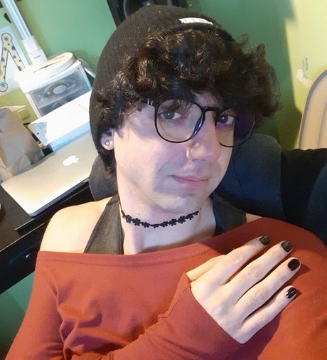 ポーグガールズオンリーファン 無料ヌード 画像