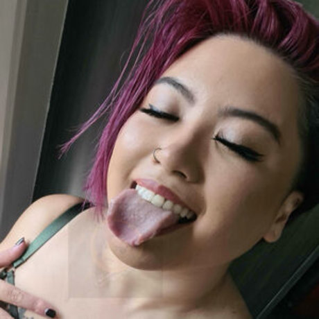 甘いおまんこオンリーファンズ セクシーヌード 写真