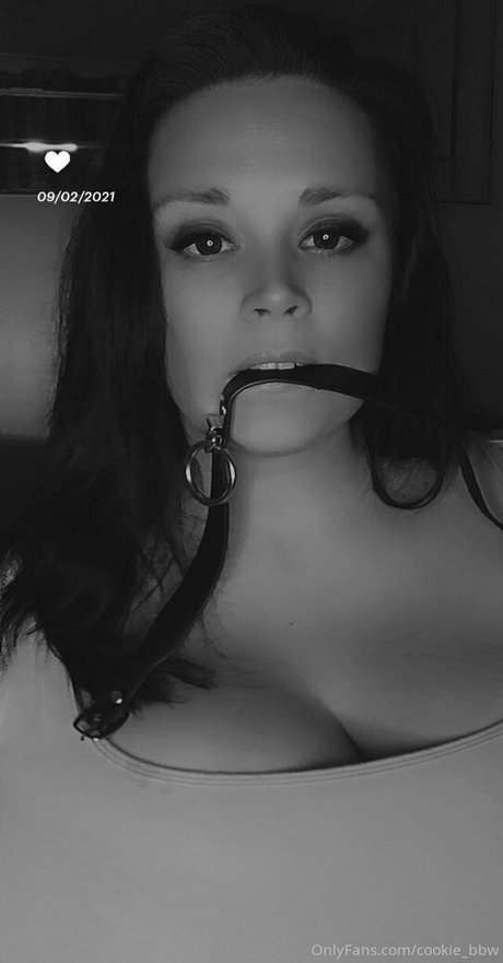 背が高くて巨乳のOnlyFans 無料ポルノ 画像