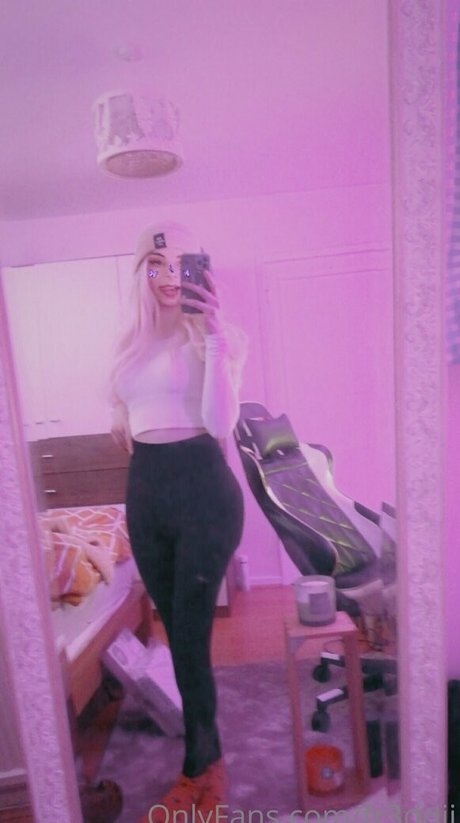 興奮した看護師OnlyFans アート裸 画像