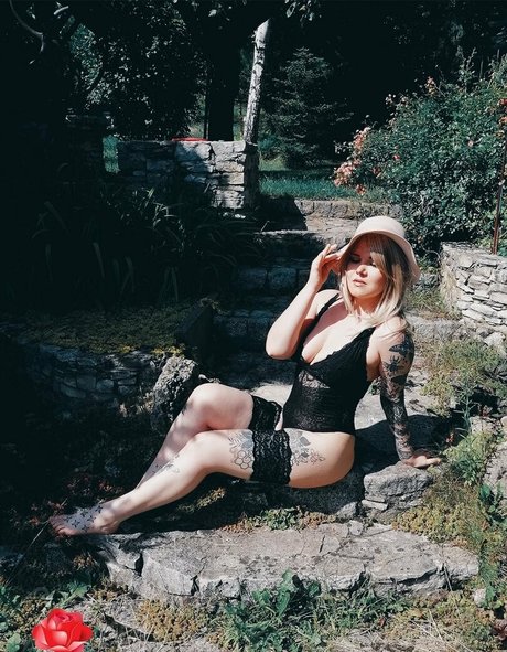 marlene moore ポルノスター アダルト 写真